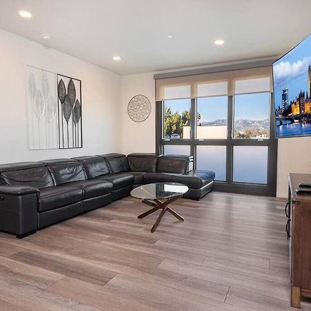 Luxurious Penthouse In Beverly Hills - Sleeps 10 Лос Анджелис Екстериор снимка